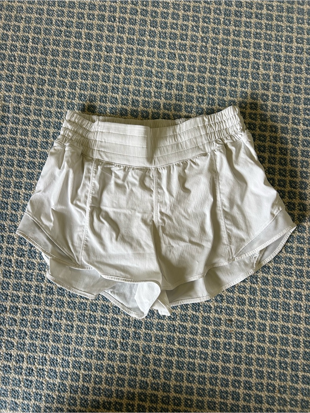 White Hotty Hot Short
